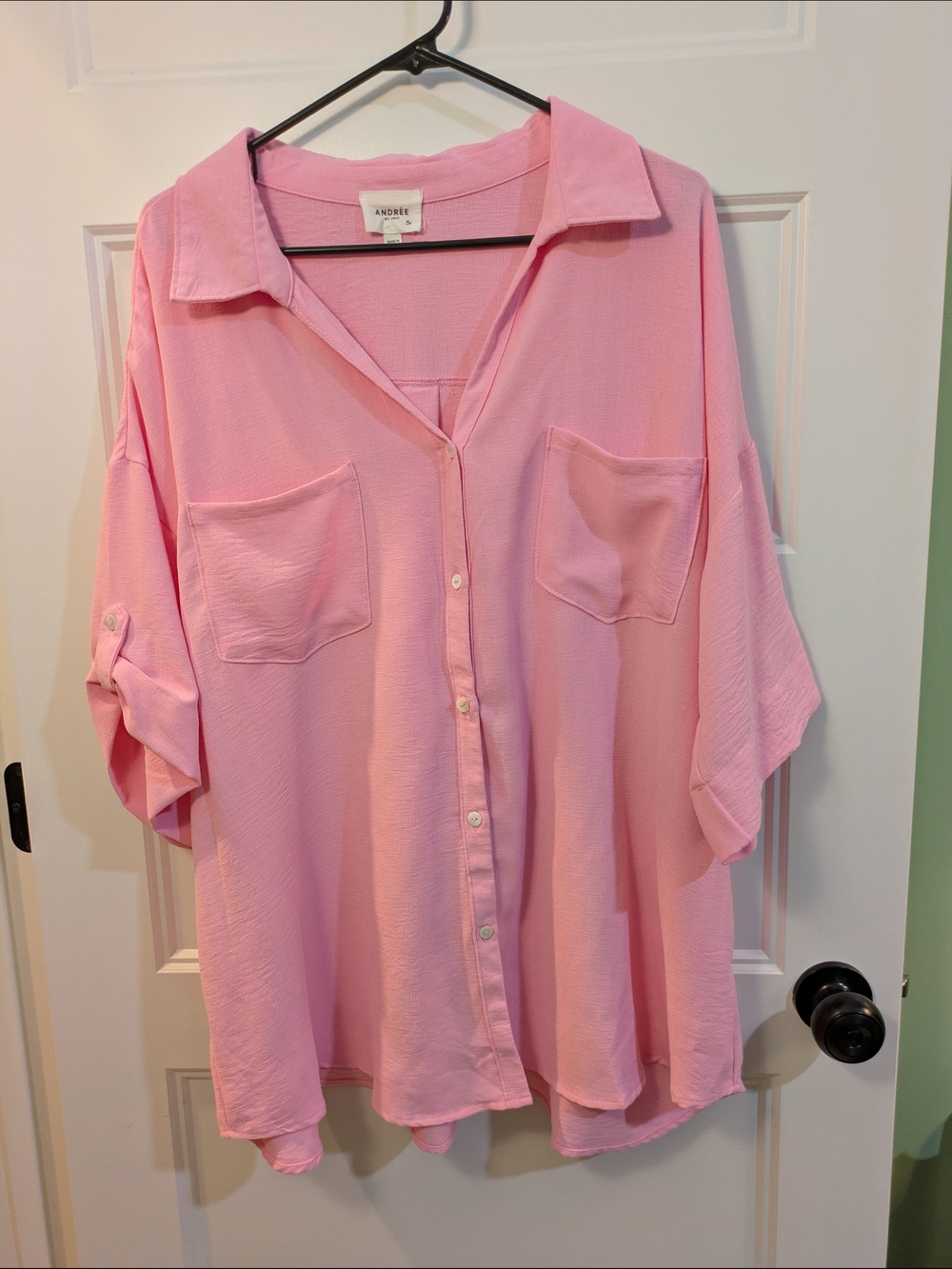 🔴 3/$15 Andree by Unit Collared Button-Front Pink Women's Blouse